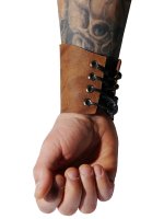 Ein Paar Armbänder 10cm aus braunen Büffelleder USED LOOK